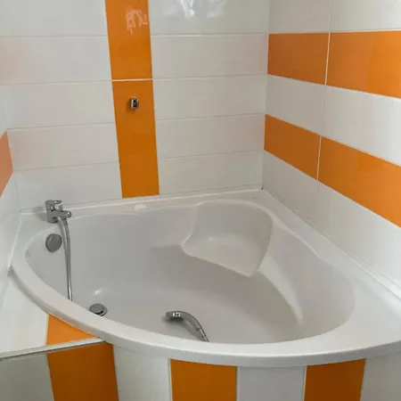 Maison Avec Piscine Couverte Holiday home